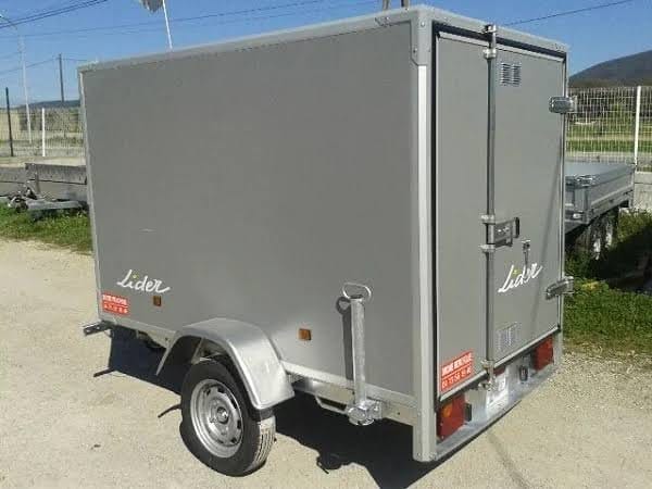 LIDER FOURGON MODÈLE 41930 750KG FREINÉ